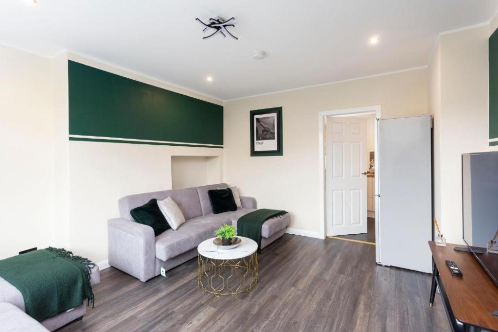 Stylish 3 Bed Edinburgh Abode - Parking And Garden Edimburgo Exterior foto